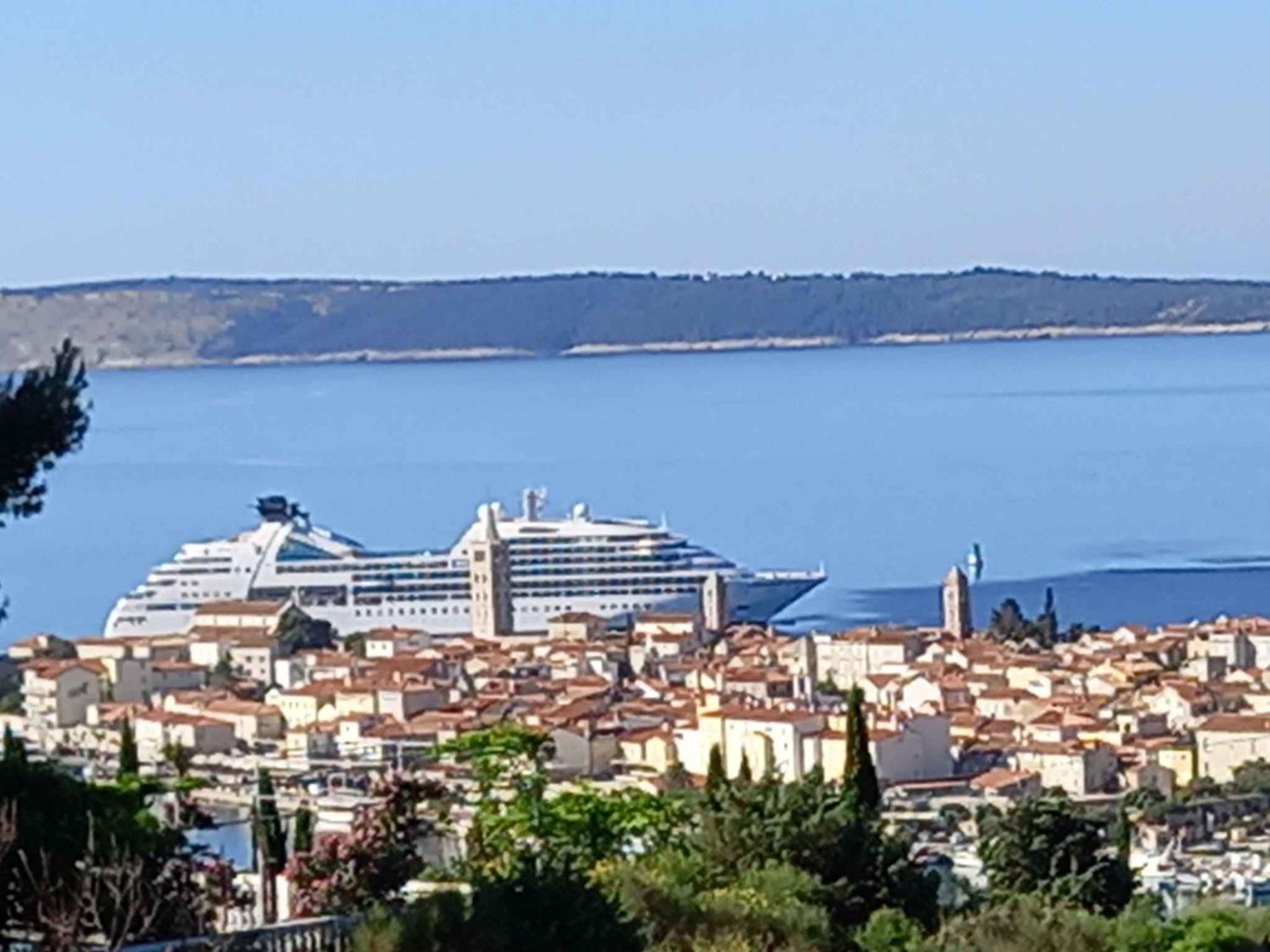 Apartments In Rab - Insel Rab 39950 Mundanije Eksteriør billede